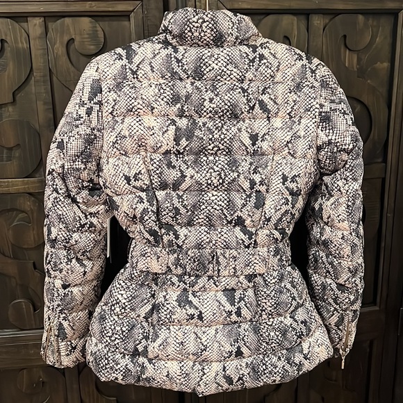 GUESS puffer jacket - Picture 8 of 15